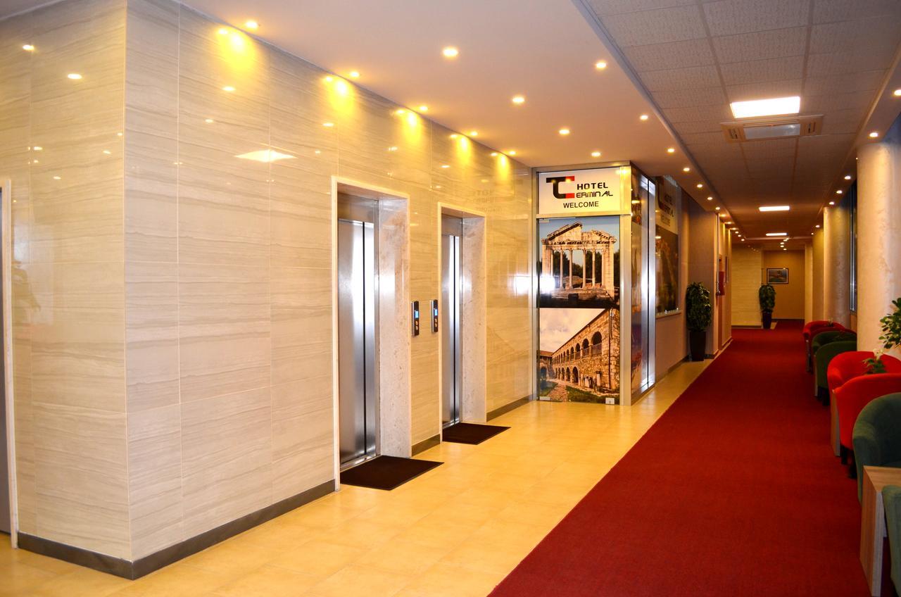 Hotel Terminal Tirana Exterior photo